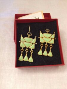 Pair of earrings