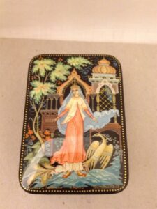 Lacquer miniature