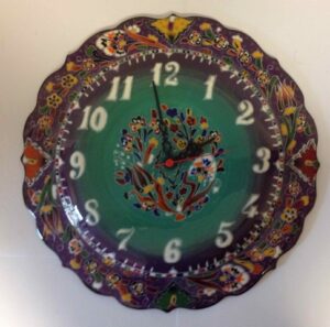 Decorative wall clock