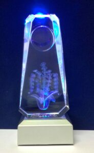 Commemorative crystal monolith