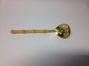Slotted spoon