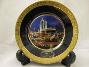 Souvenir plate with folding stand (Odessa)