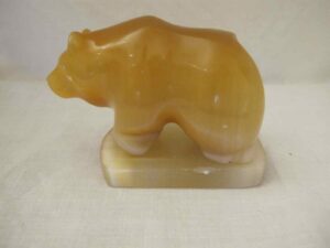 Statuette of a bear