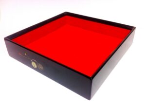Lacquer wooden glove box