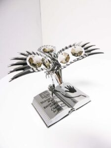 Decorativ figurine BOOK OF ACCOMLISHMENTS OF DESIRES