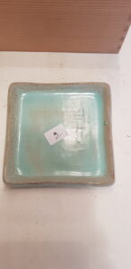 5 piattini in ceramica con finitura smaltata